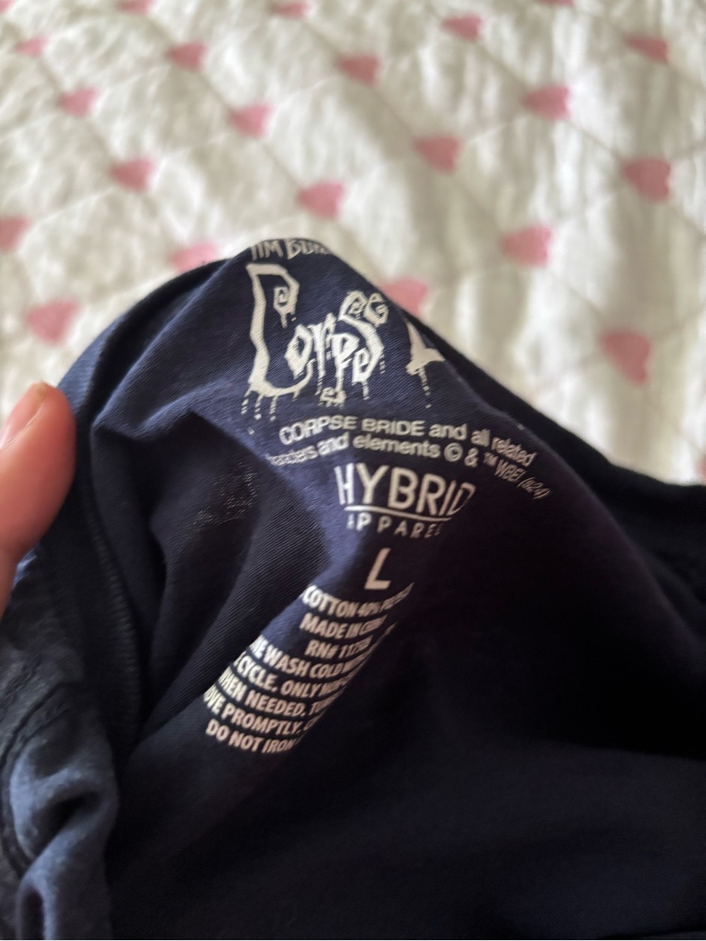 Hybrid Apparel Women's Navy Graphic Top - Large